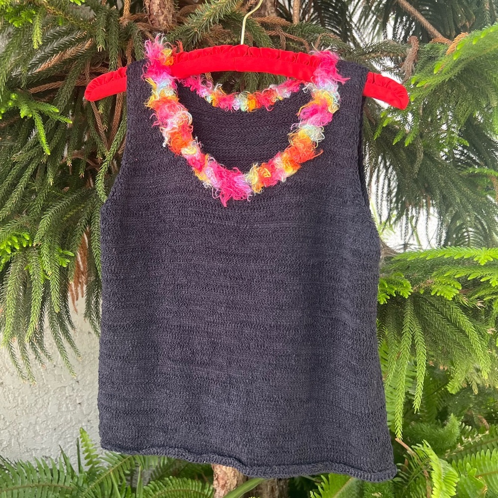 Vtg Black Sleeveless Loose Knit Top with Fuzzy Multicolor Neckline | Small
